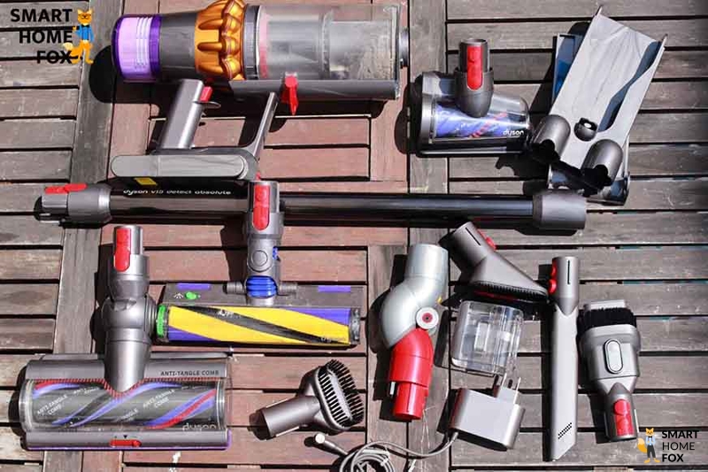 Accessories offered with cordless vacuum cleaner